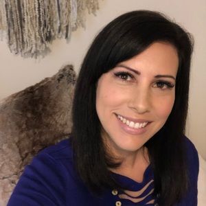 Meet your Posher, Karina